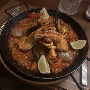 PRINCIPALES - Paella de Mariscos