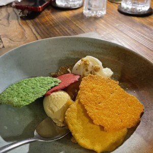 Mil Hojas de Frutas Tropicales