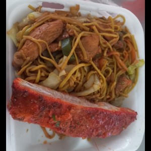 chowmein y costilla
