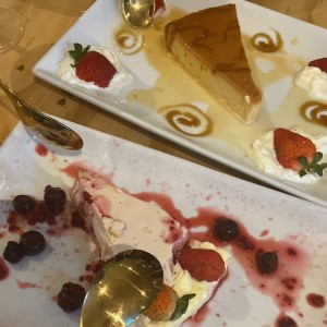 Flan y Cheescake de postre para cerrar 