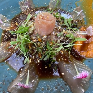 Tiradito trufado