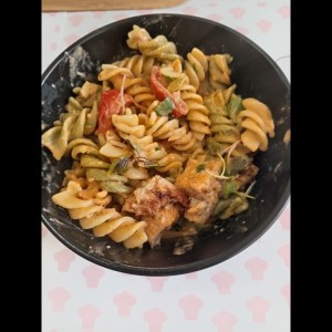 Tuscan Chicken Pasta