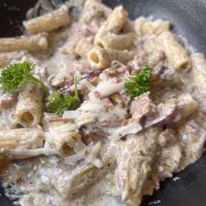 Rigatoni Con Salsa de Trufa