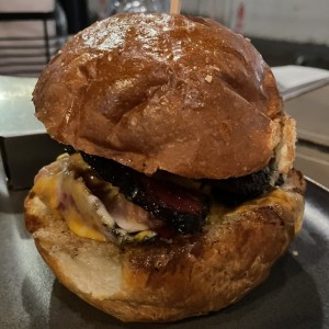 Hamburguesa de brisket