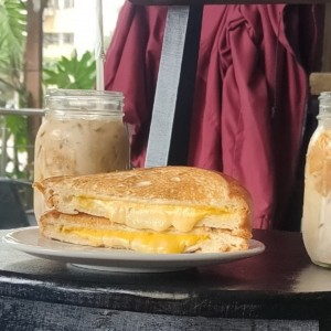 derretido de queso suizo