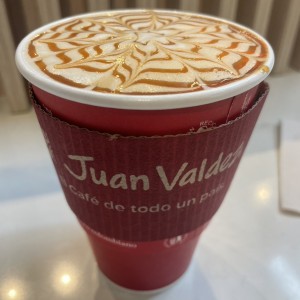 Capuchino con arequipe