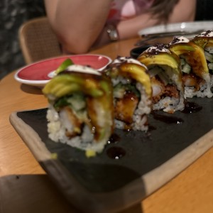 Dragon roll