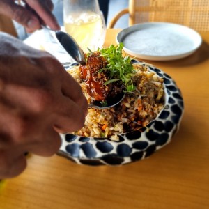 arroz con pollo agridulce en Wolk