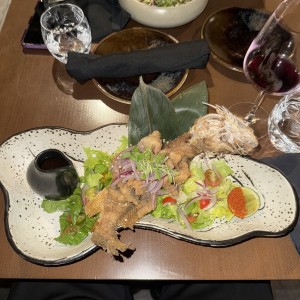 Pesca disvorciado con salsa de narajan 