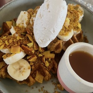 Breakfast - Waffles de camote