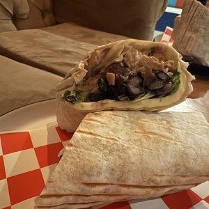 Pollo Maduro Wrap