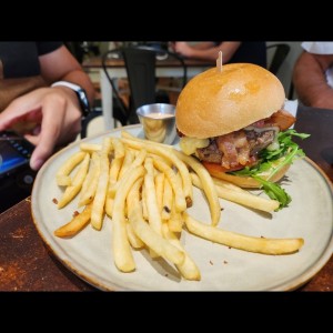 Brunchfast - Monaburger