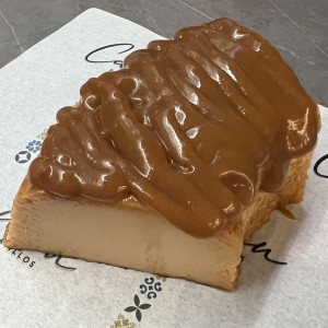 Flan con dulce de leche 