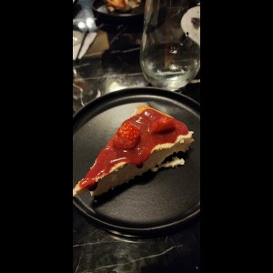 Tarta vasca con almibar de Fresa
