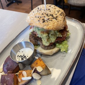 Guacamole burger