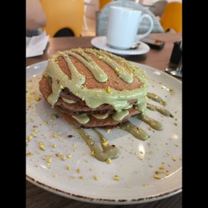 pancakes de Chocolate y Pistachio