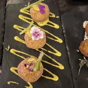 Croquetas de pixbae con queso