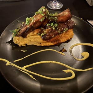 Platos Fuertes - Costillas de Cerdo