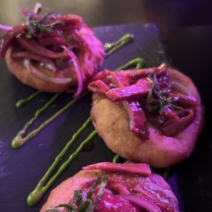 Torrejitas con ropa vieja de tasajo
