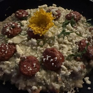Risotto con chorizo y queso blanco