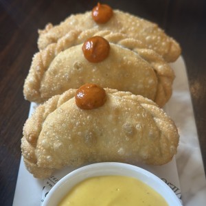 Empanadas de cordero