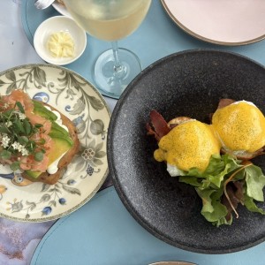Huevos Benedictinos