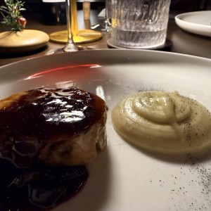 Pavo con salsa de arandanos y porto
