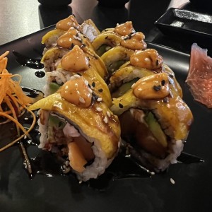 SUSHI - TEMPURA ROLL