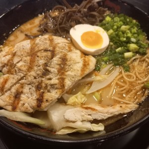 Fideos - Chargrilled Chicken Ramen