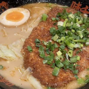 Chichenkasu