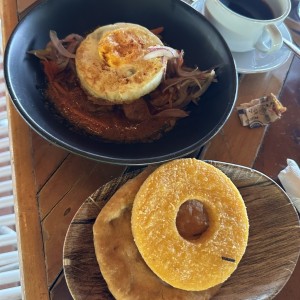 Bistec y Huevo en Monta