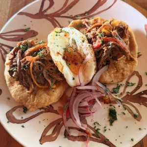 Montadito de Ropa Vieja Ahumada