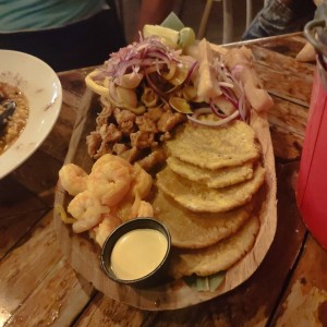 picada de mariscos