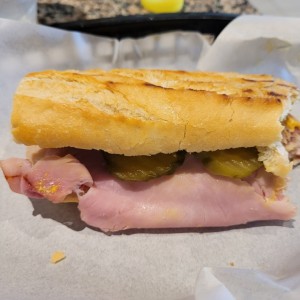 emparedado cubano 