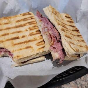 pastrami reuben