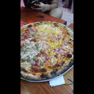 se llama pizza quemada de vista alegre 