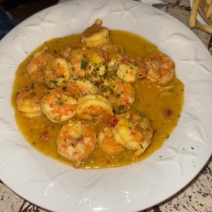 Camarones al ajillo o apanados