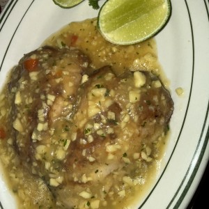 Filet corvina ajillo o Apanada 1 ord