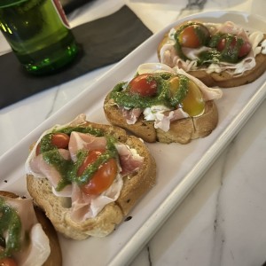 ENTRADAS- Toscana - Bruschetta