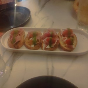 ENTRADAS- Toscana - Bruschetta