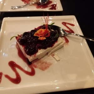 Postre de frutos rojos