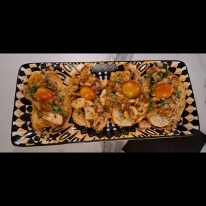 Brocheta con pulpo