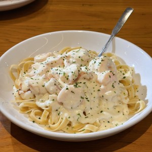 Amazing Alfredos - Shrimp Alfredo
