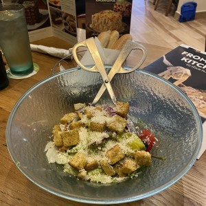 Famous House Salad