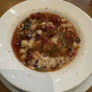 Sopa de minestrone