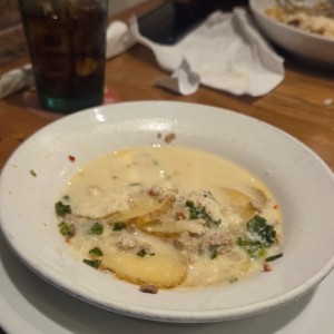 Soup & Salad - Zuppa Toscana