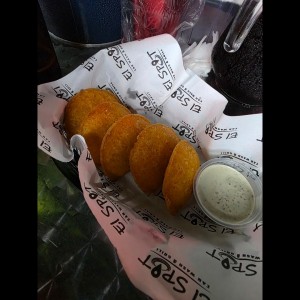 Entrada - Mini Empanadas
