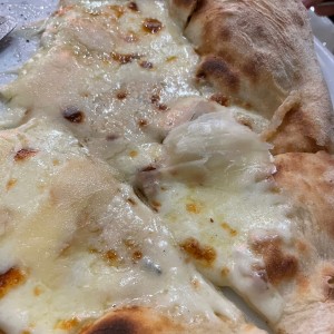Pizza 4 Quesos