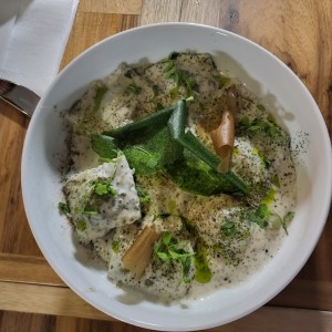 ravioli queso y espinaca