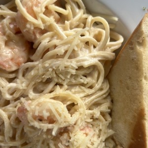 Pastas - Alfredo Con Camarones